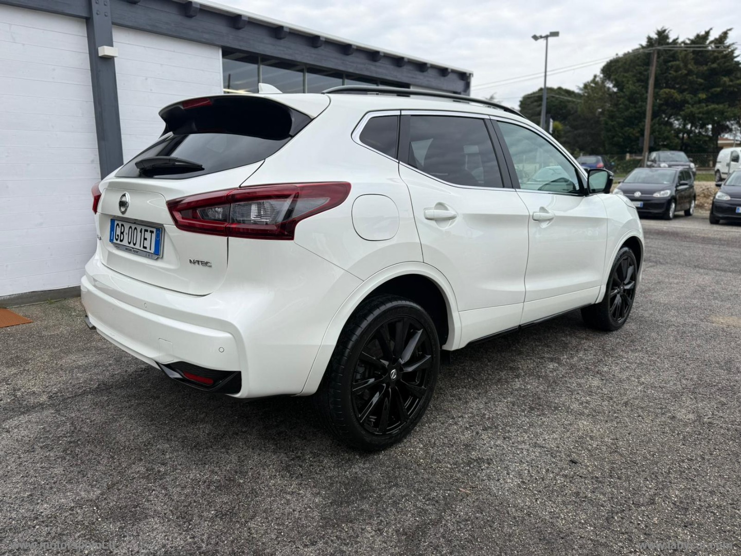 Qashqai 1.5 dCi 115 CV DCT N-TEC TETTO PELLE - immagine 2