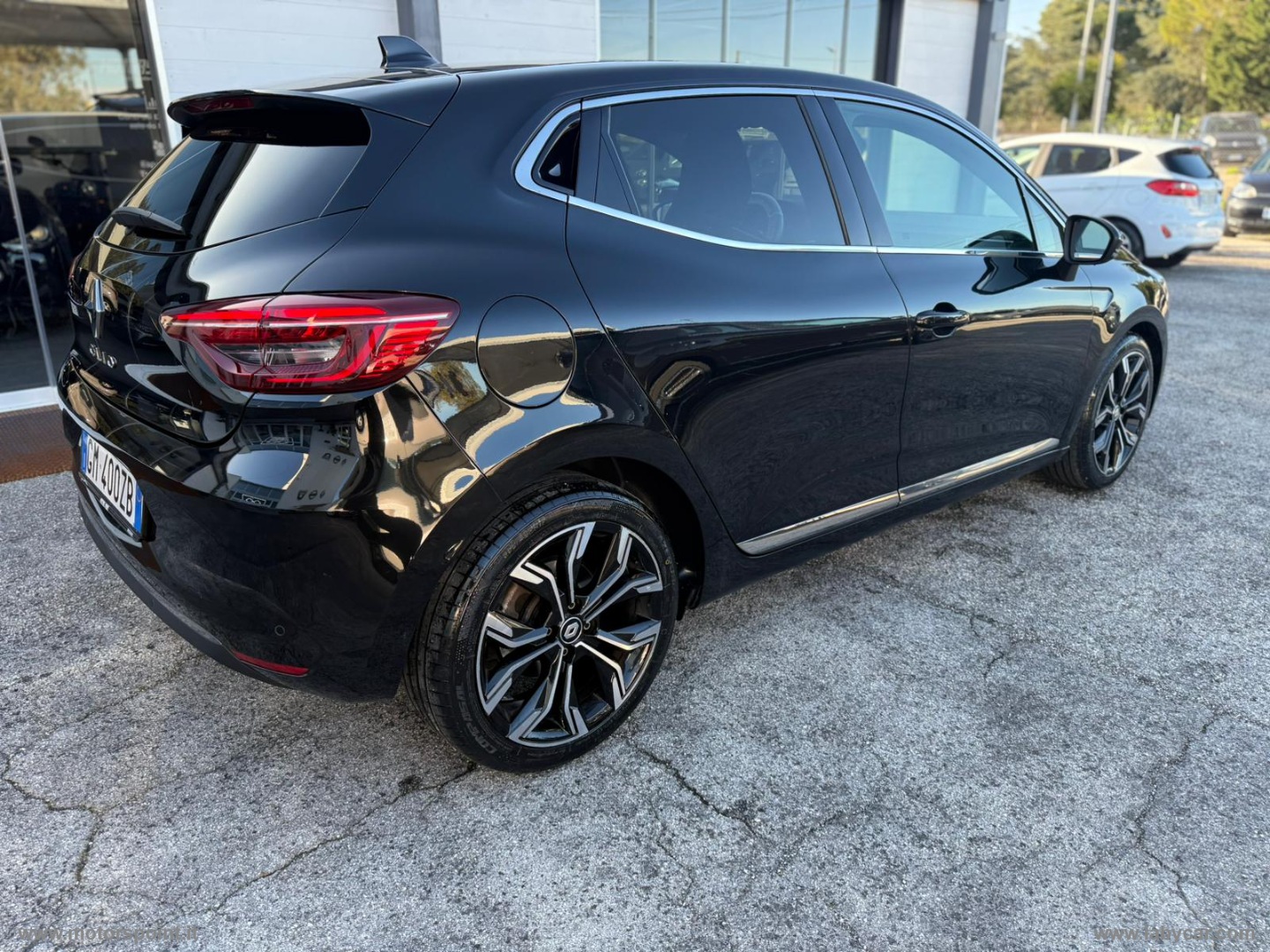 Clio TCe 100 CV GPL Techno - immagine 2