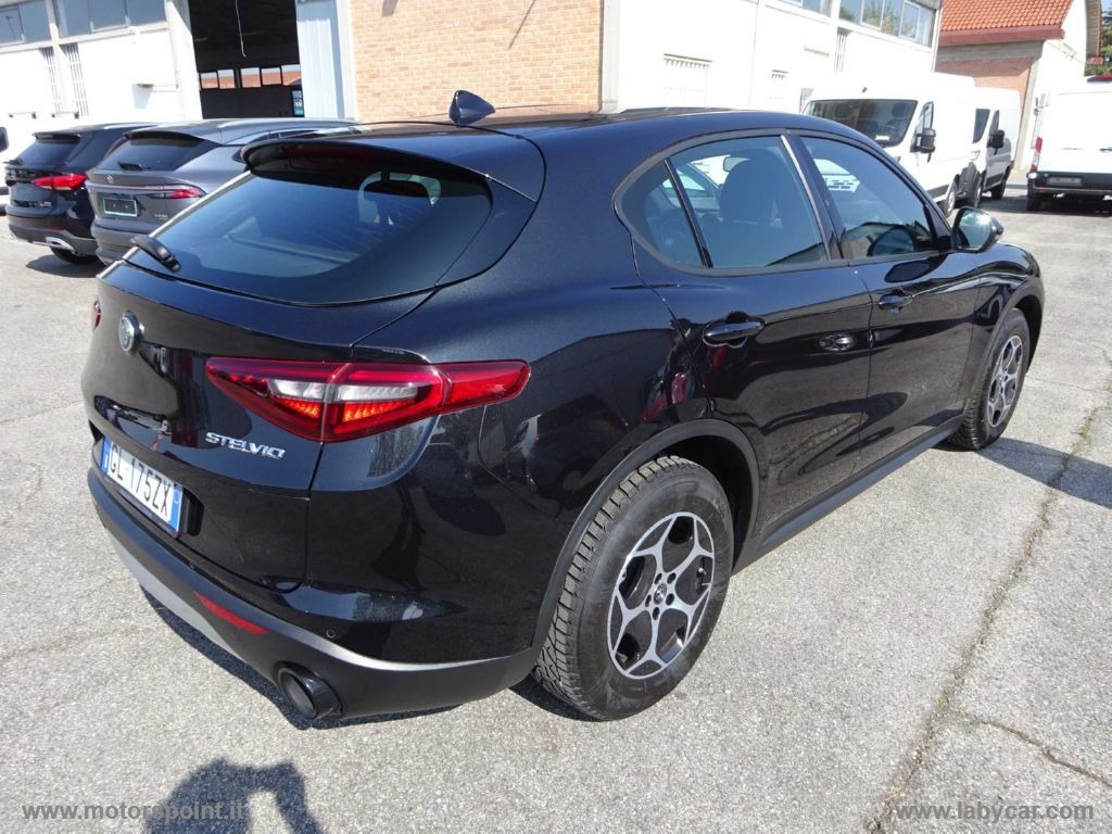 Stelvio 2.2 TURBODIESEL 160 CV AT8 RWD SUPER - immagine 2