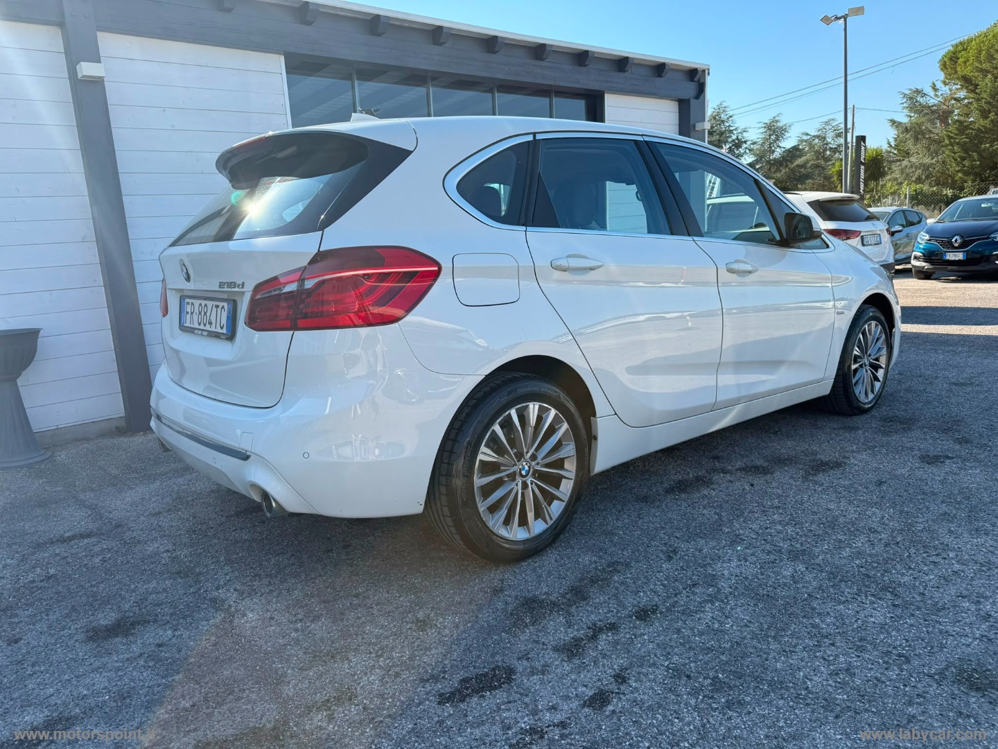 218d xDrive Active Tourer Luxury aut. - immagine 2