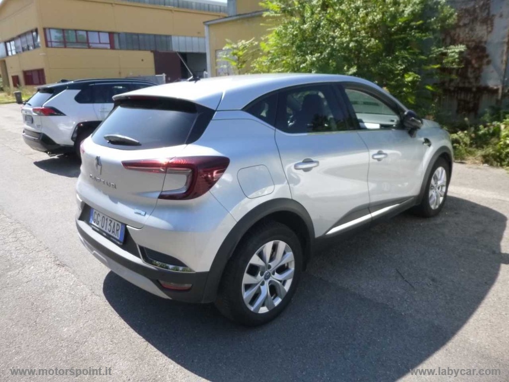 Captur Plug-in Hybrid E-Tech 160 CV Int. PLUG IN - immagine 2