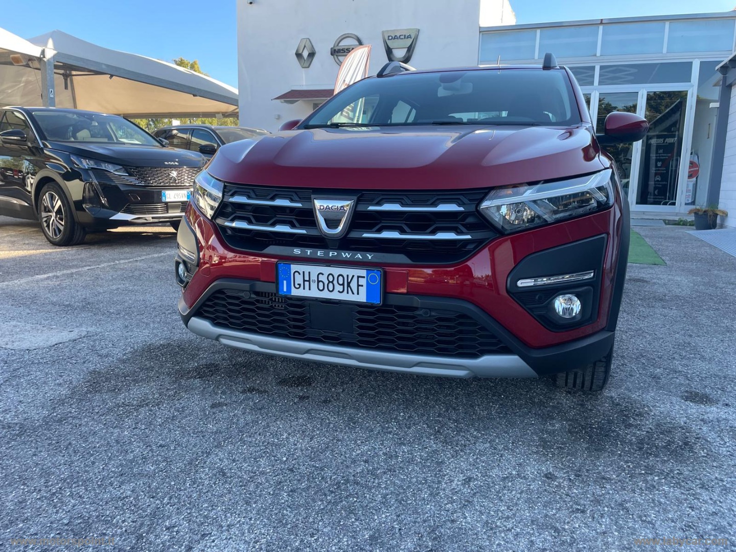 Sandero Stepway 1.0 TCe 90 CV Essential SOLO 29.000 KM!!! - immagine 2