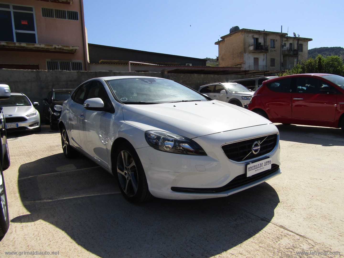V40 D2 R-design Momentum - immagine 2