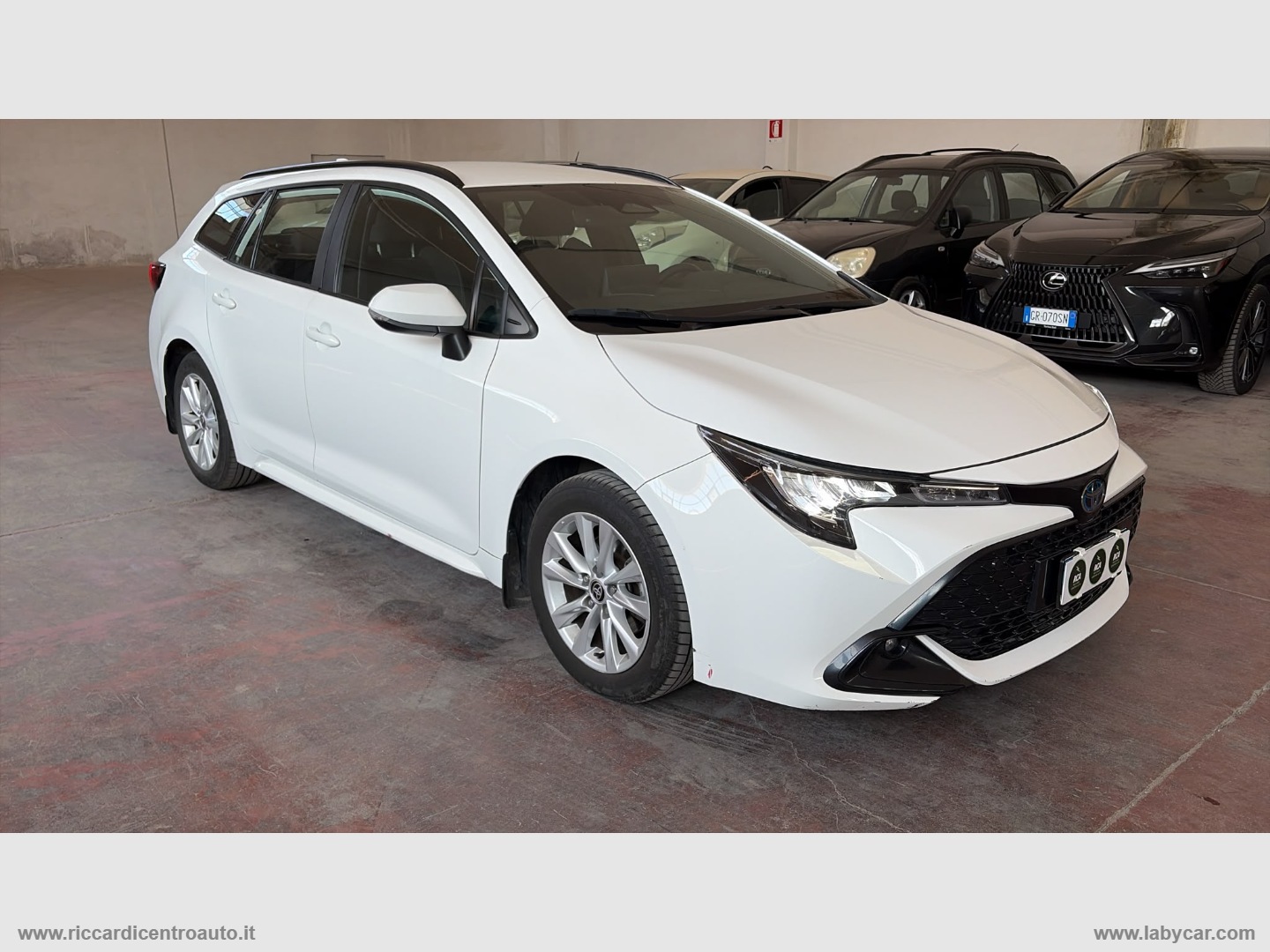 Corolla Active 1.8 Hybrid TS - immagine 2