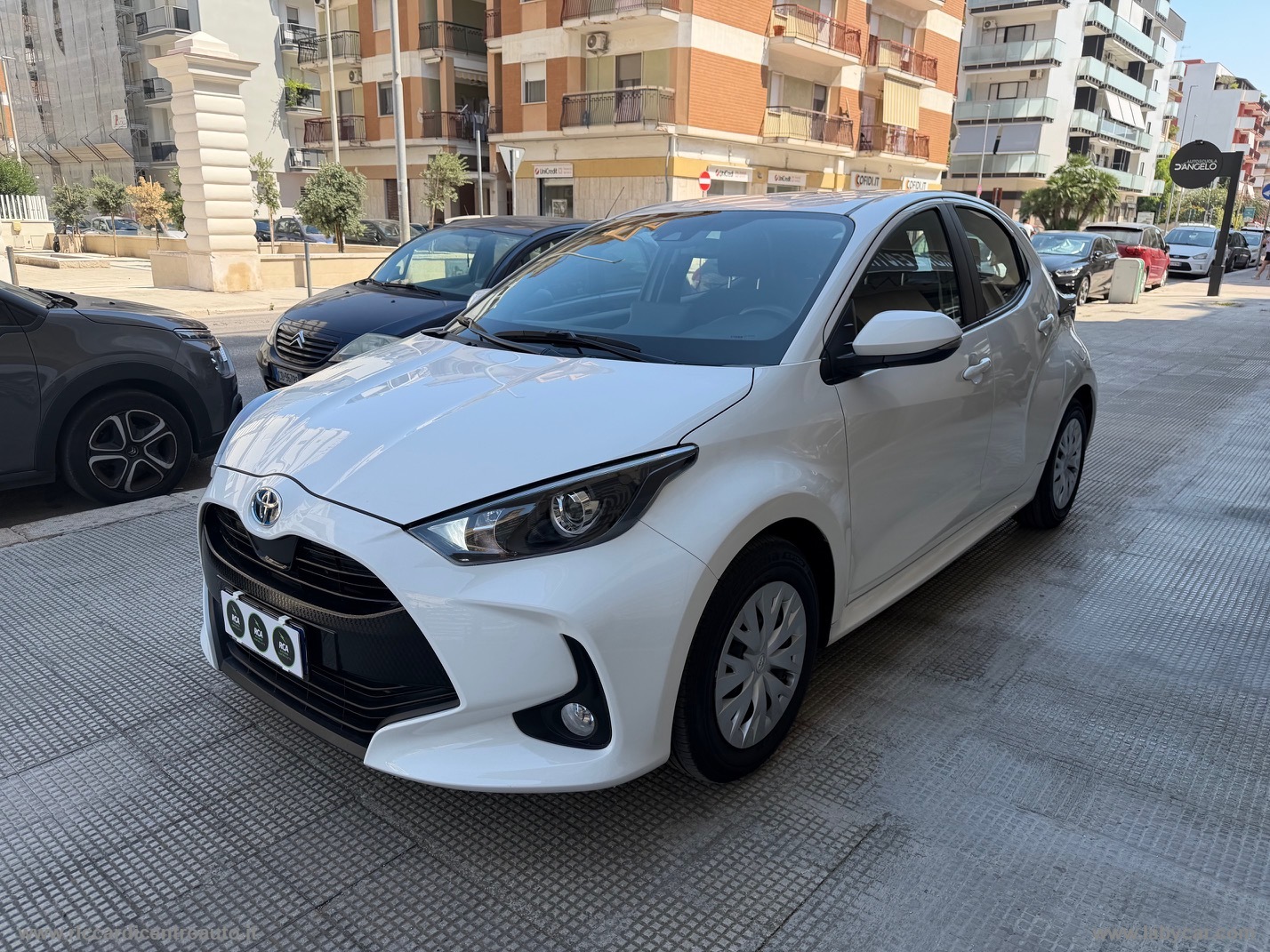 Yaris 1.5 Hybrid 5p. Active - immagine 2