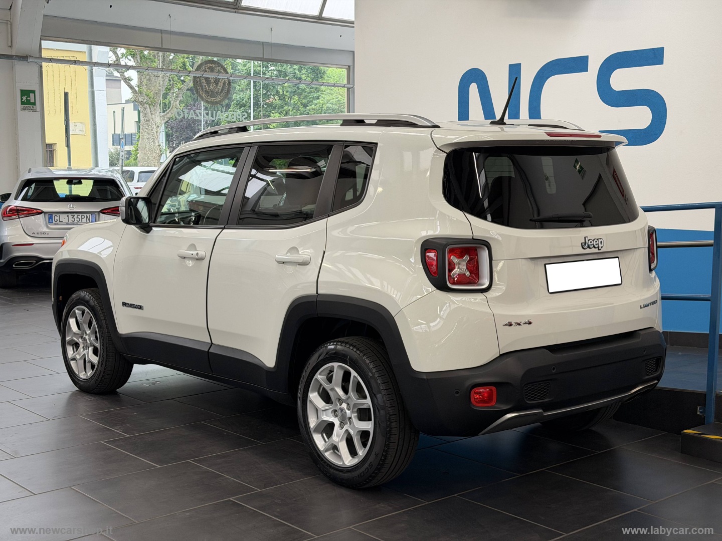 Renegade 1.4 MultiAir 170 CV 4WD AD.Lim. - immagine 2