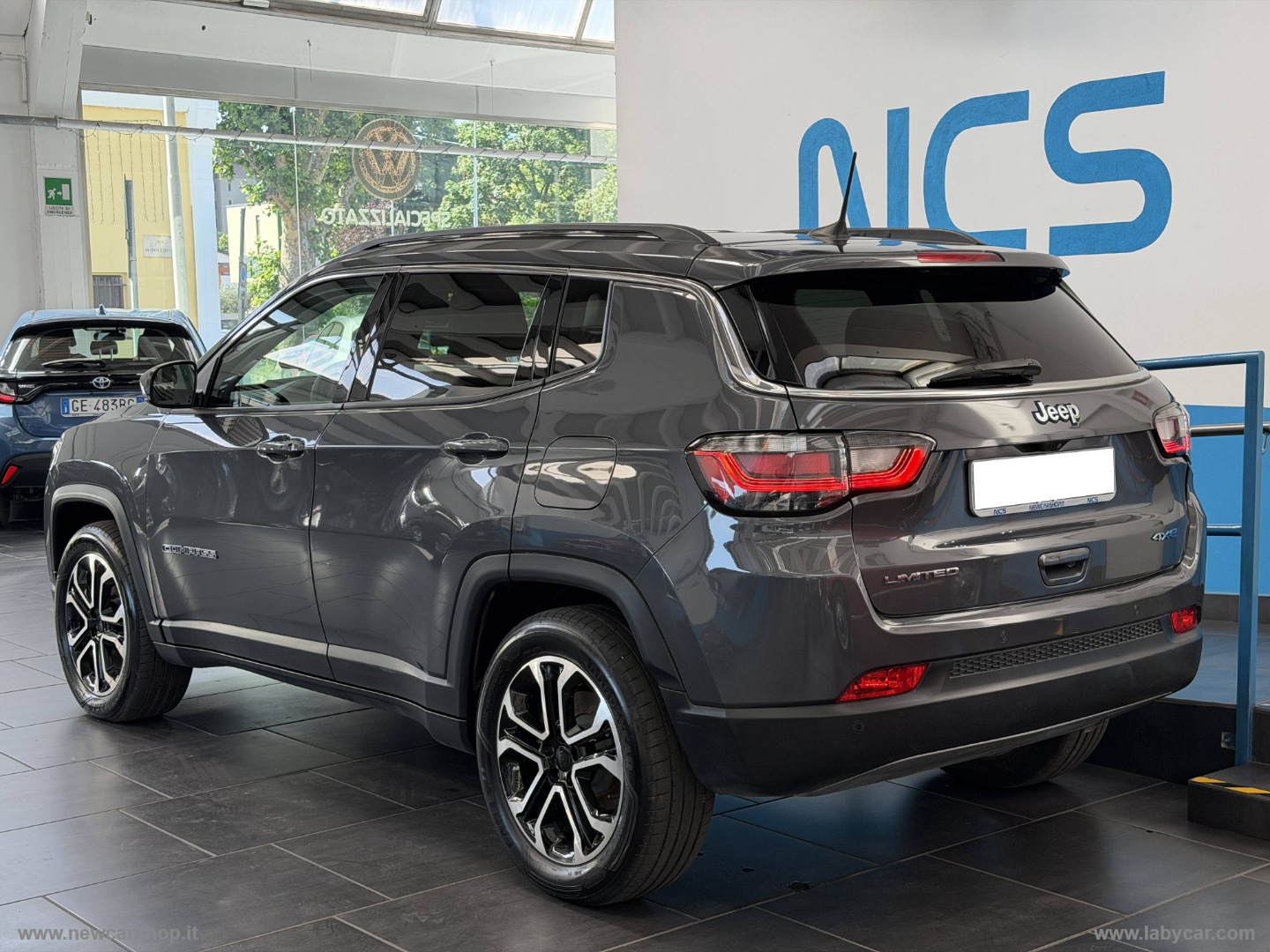 Compass 1.3 T4 190CV PHEV AT6 4xe Limit. - immagine 2