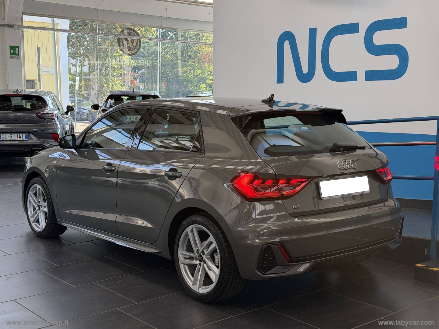 A1 SPB 35 TFSI S tronic S line edition - immagine 2