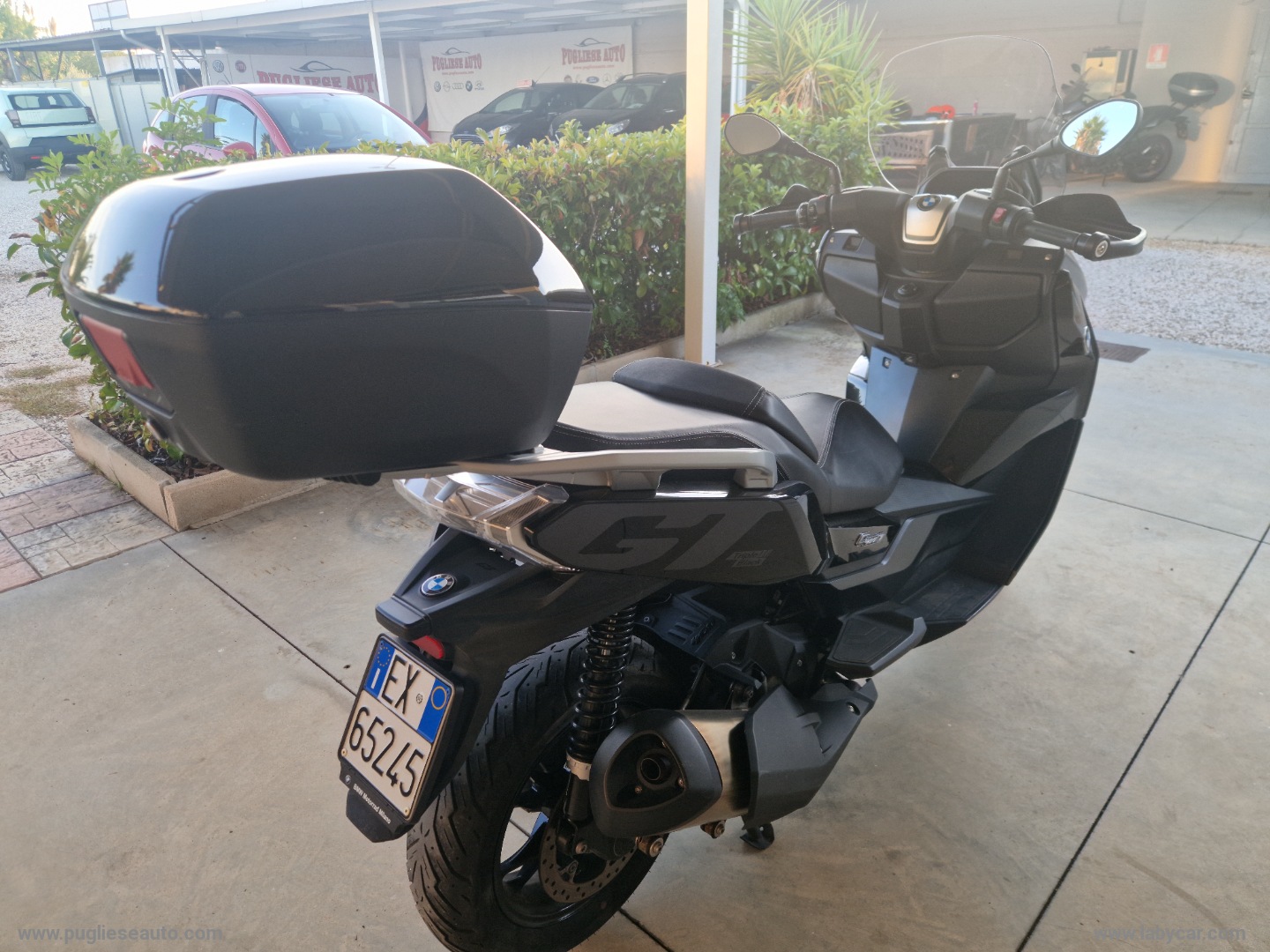 C 400 GT TRIPLE BLACK - immagine 2