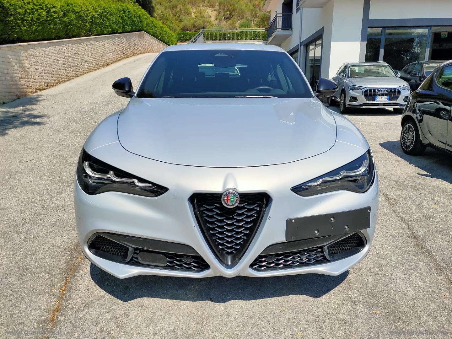 Alfa Romeo Stelvio Stelvio 2.2 T.d. 160CV AT8 RWD Sprint - Immagine 2