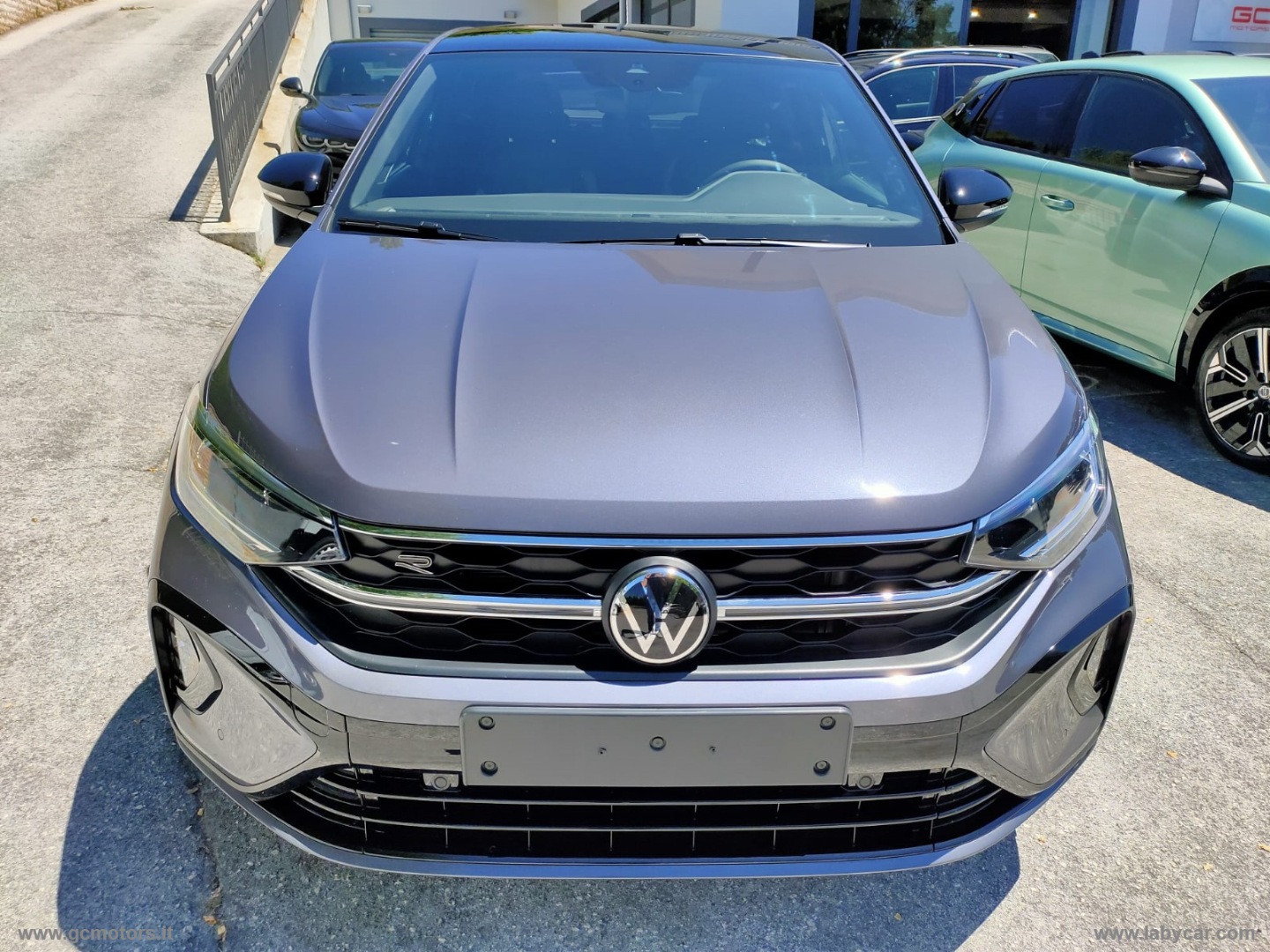 Volkswagen Taigo Taigo 1.0 TSI 115 CV R-Line - Immagine 2