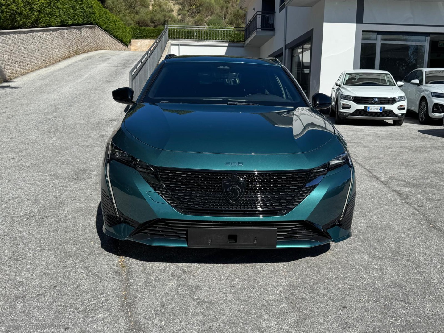 Peugeot 308 308 PureTech Turbo 130 S&S EAT8 SW GT - Immagine 2