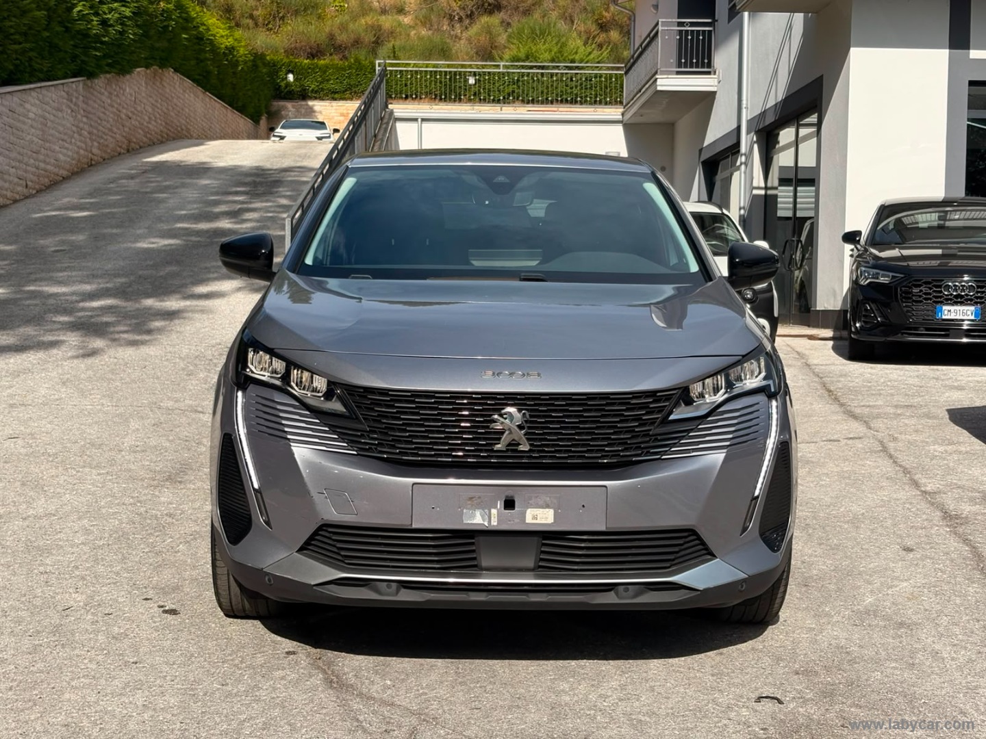 Peugeot 3008 Hybrid 225 e-EAT8 Allure Pack - Immagine 2
