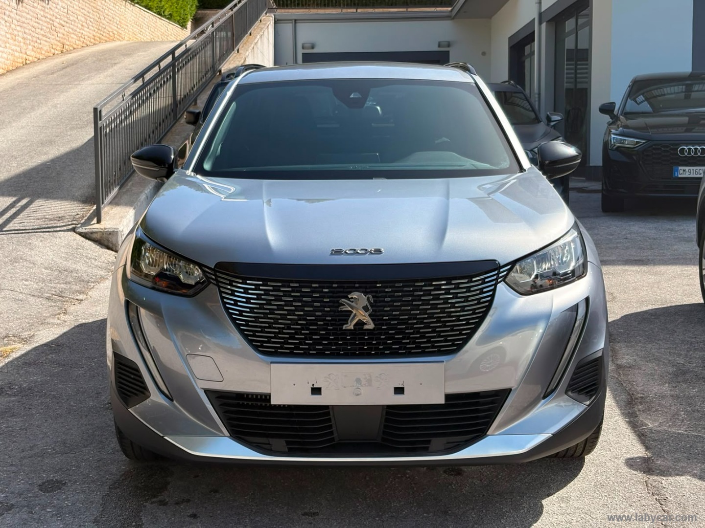 Peugeot 2008 PureTech 130 S&S Allure - Immagine 2