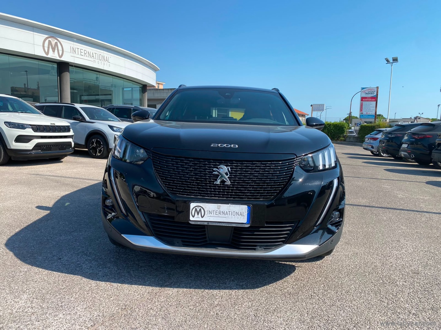 Peugeot 2008 E-2008 ELECTRIC 136 CV GT - Immagine 2