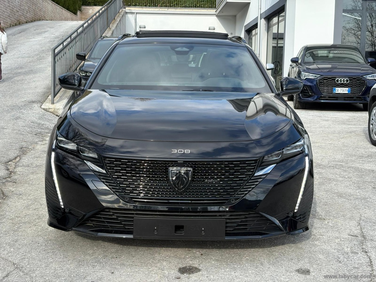 308 Hybrid 225 e-EAT8 SW GT - immagine 2