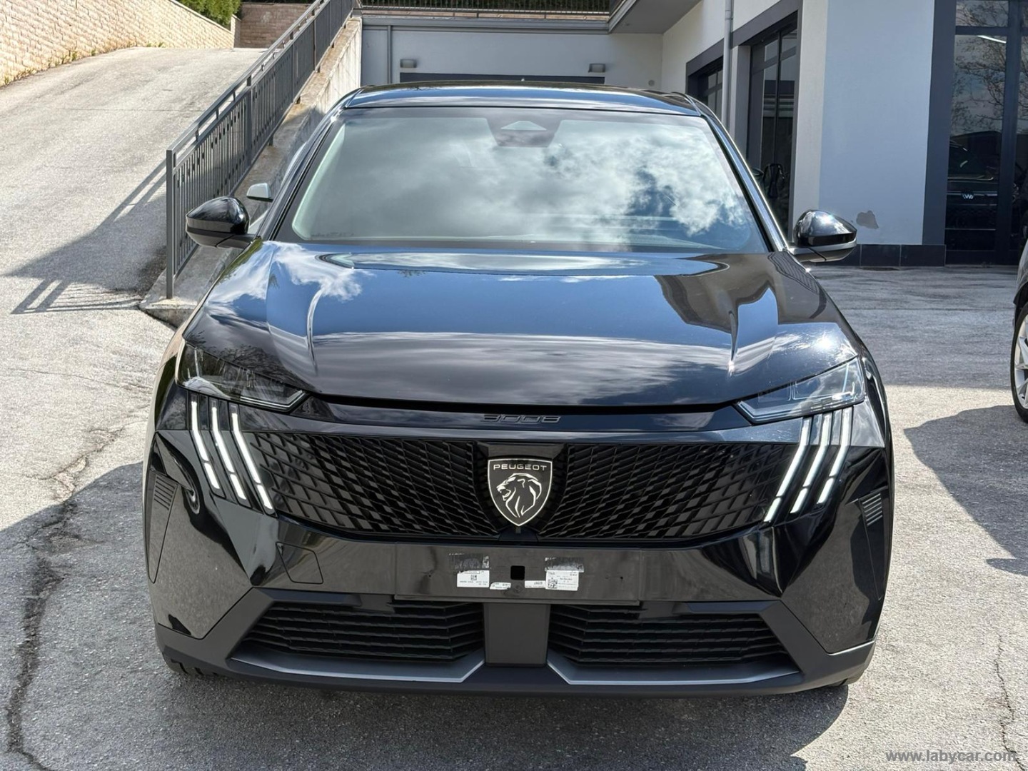 3008 Hybrid 136 e-DCS6 Allure - immagine 2