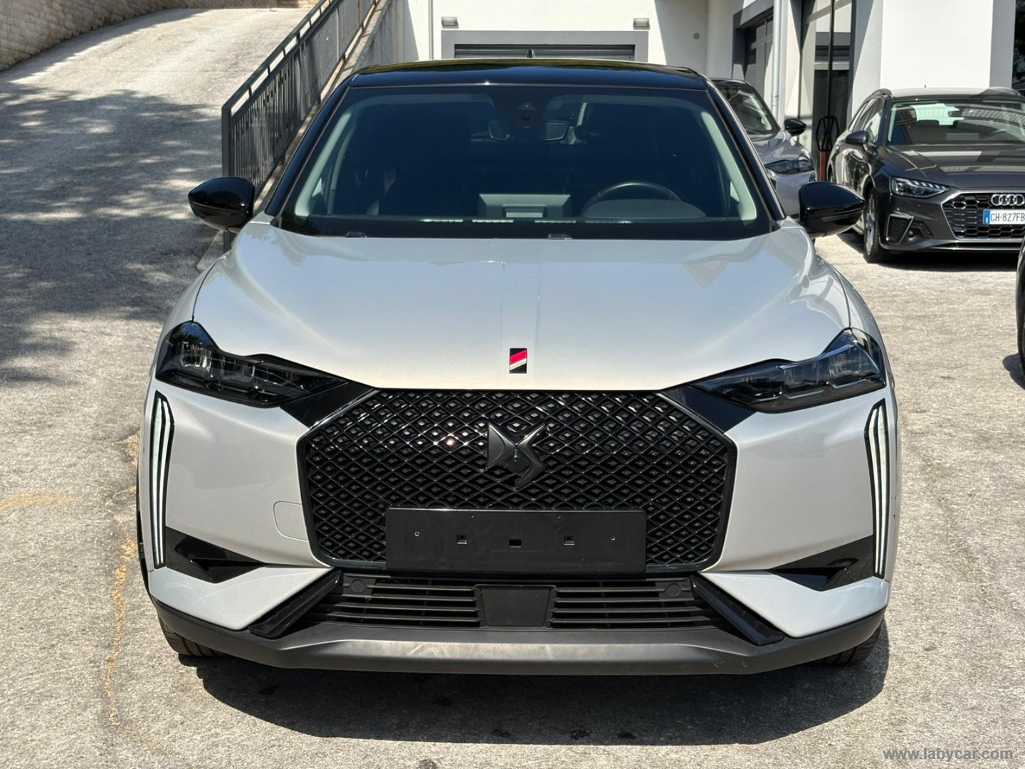 DS AUTOMOBILES DS 3 Crossback 3 PureTech 100 Performance Line - Immagine 2