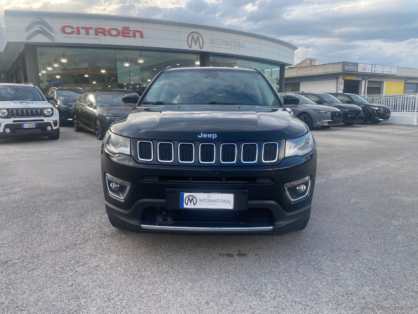 Compass 2.0 Mjt II aut. 4WD Limited - immagine 2