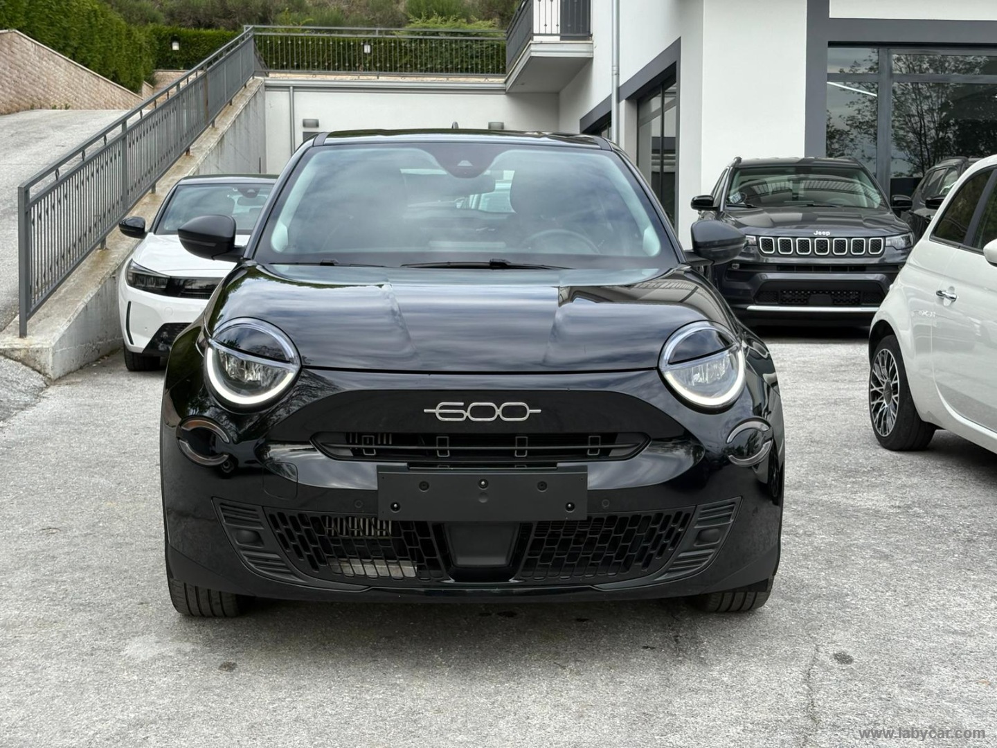 600 Hybrid MHEV - immagine 2