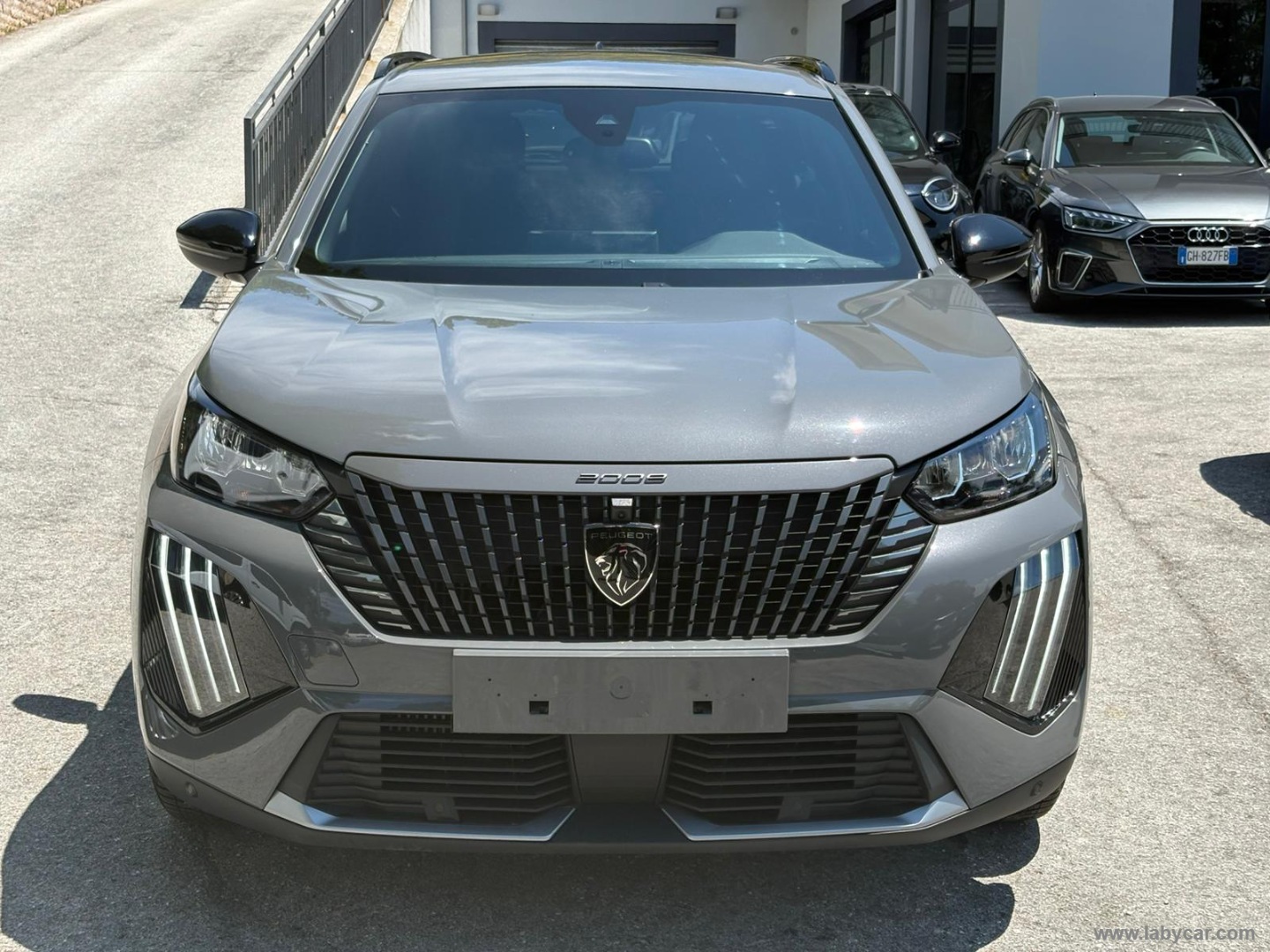 Peugeot 2008 PureTech 100 S&S Allure - Immagine 2