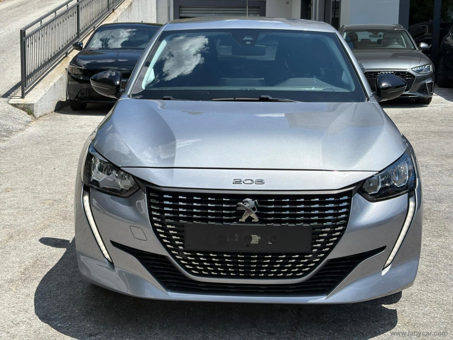 Peugeot 208 BlueHDi 100 S&S 5p. STYLE - Immagine 2