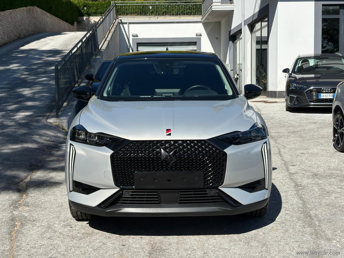 DS AUTOMOBILES DS 3 Crossback 3 PureTech 100 Performance Line - Immagine 2