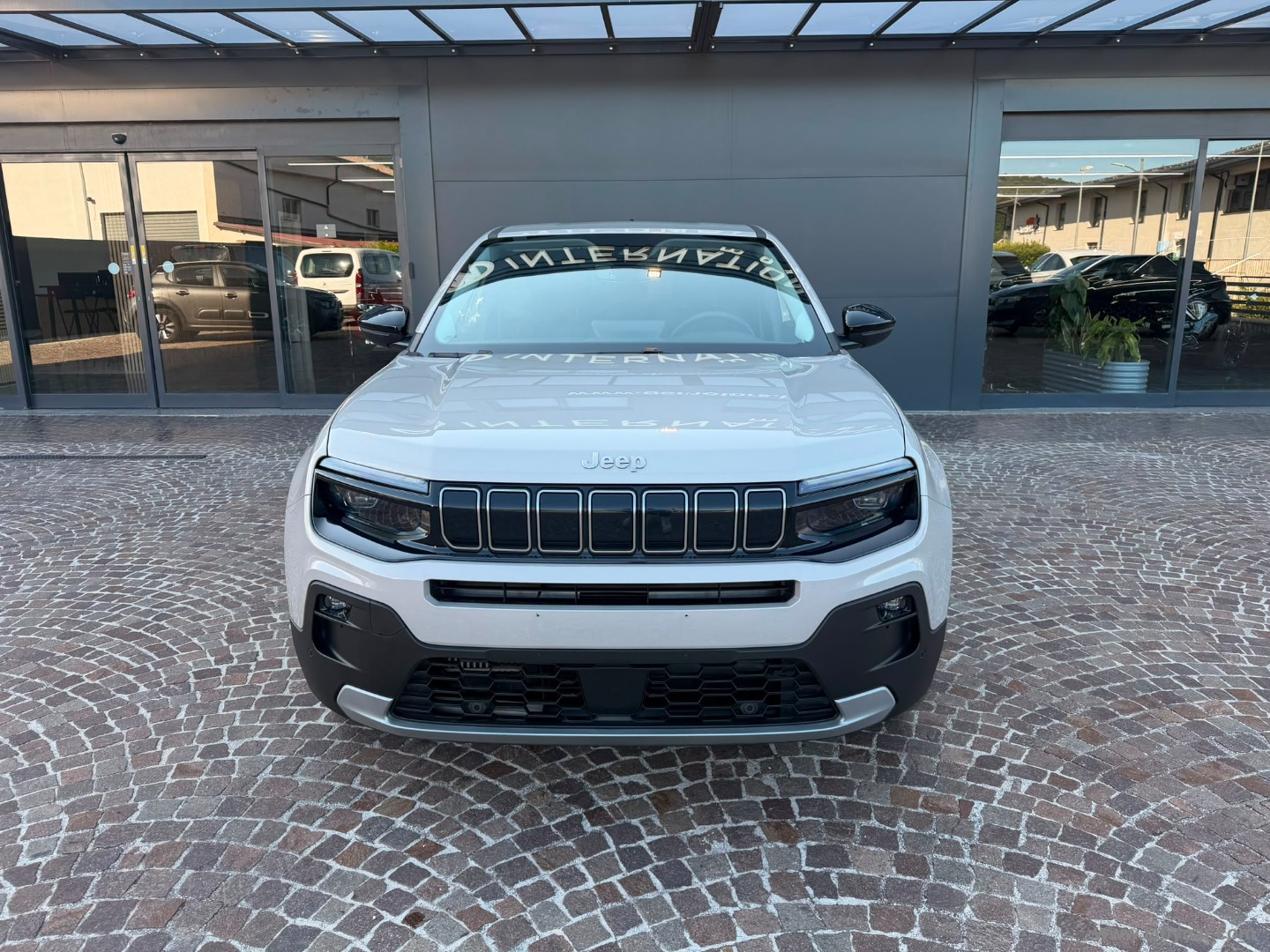 Jeep Avenger 1.2 Turbo Summit - Immagine 2