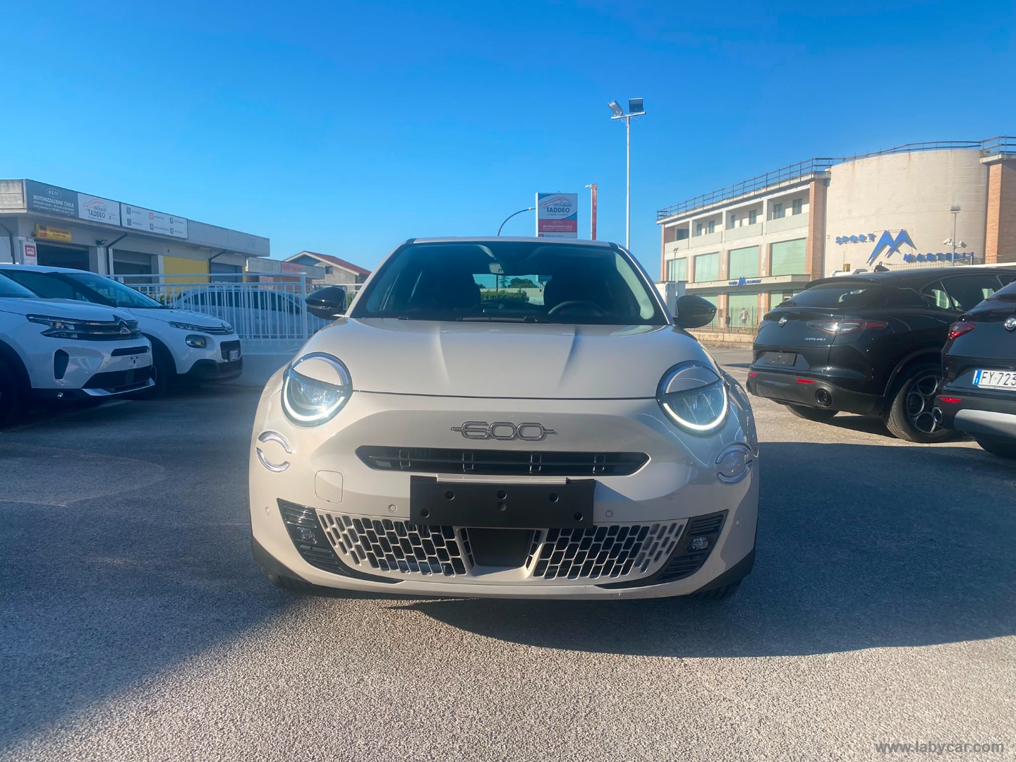 Fiat 600 Hybrid 145 CV DCT MHEV Icon - Immagine 2