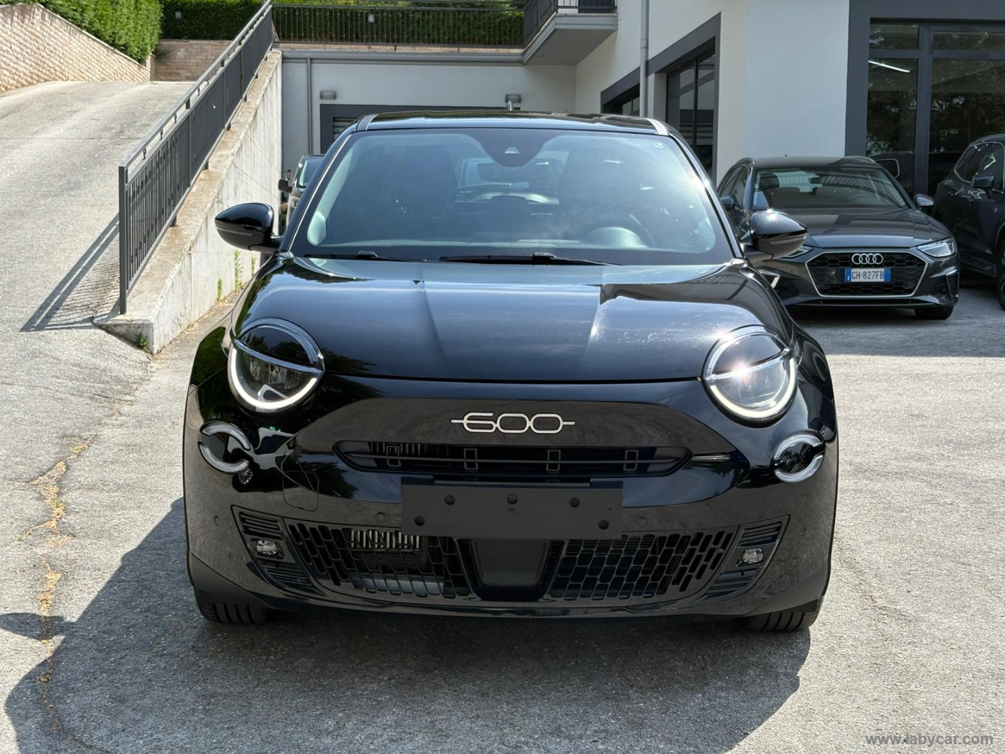 Fiat 600 Hybrid 145 CV DCT MHEV Icon - Immagine 2