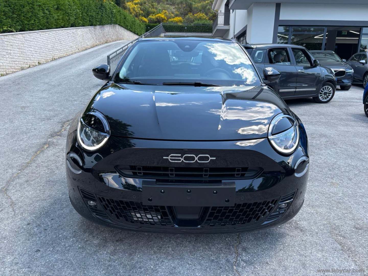 600 Hybrid 145 CV DCT MHEV Icon - immagine 2