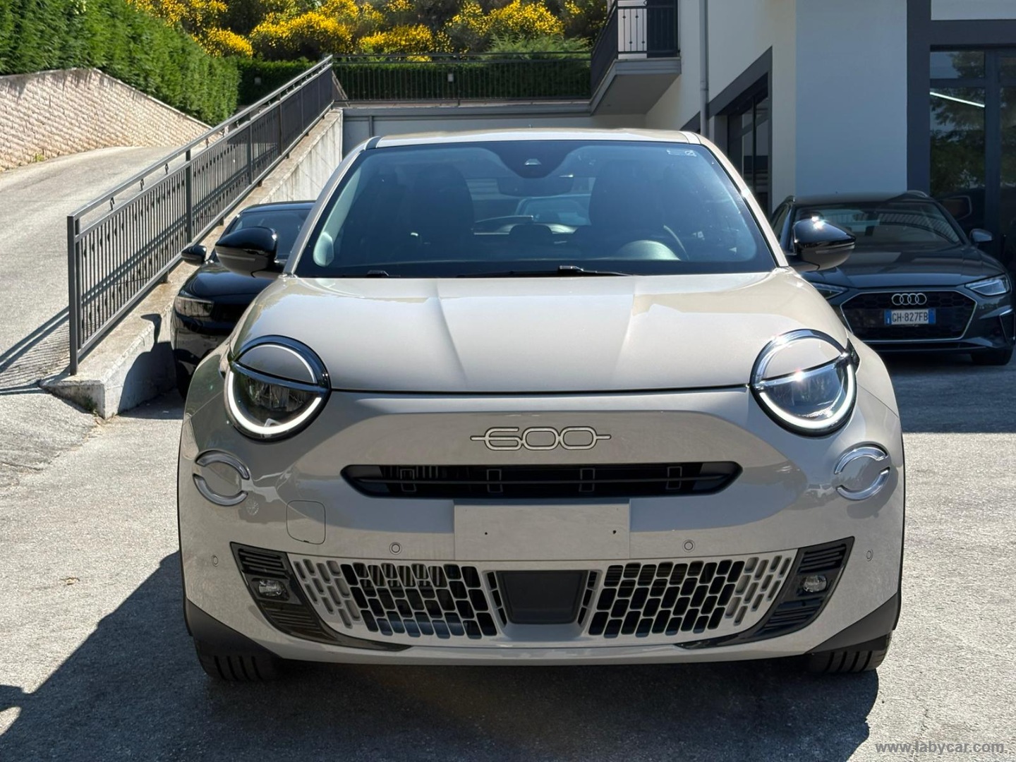 Fiat 600 Hybrid 145 CV DCT MHEV Icon - Immagine 2
