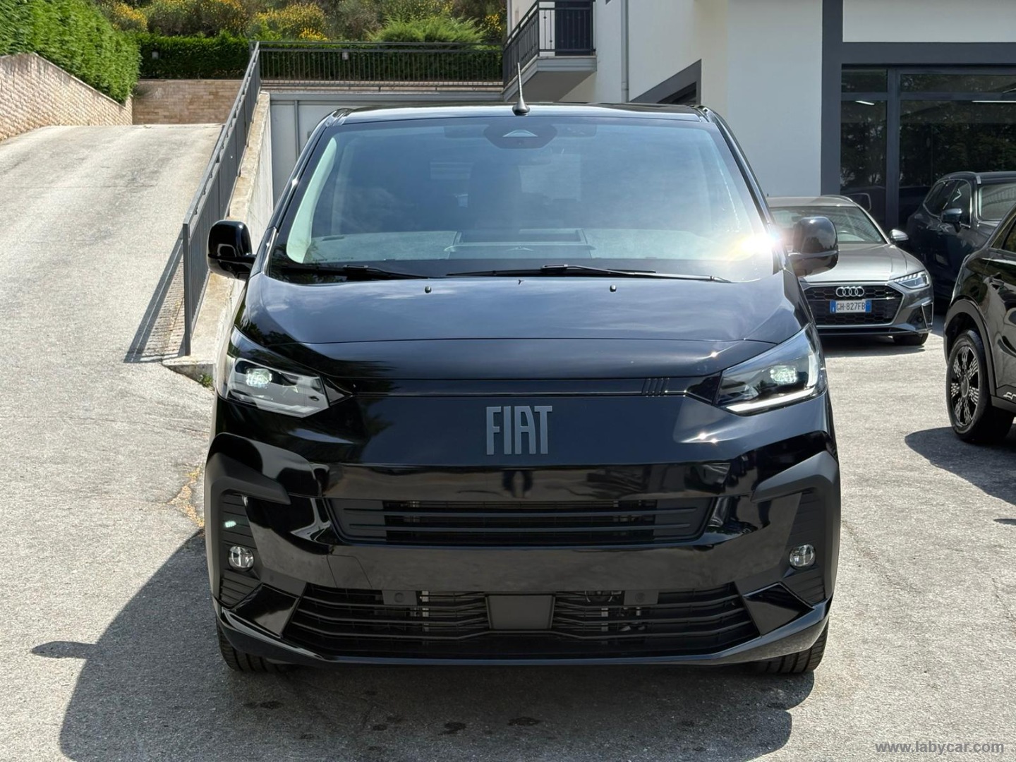 Fiat Ulysse 2.2 Multijet 180 CV S&S AT8 L3 - Immagine 2
