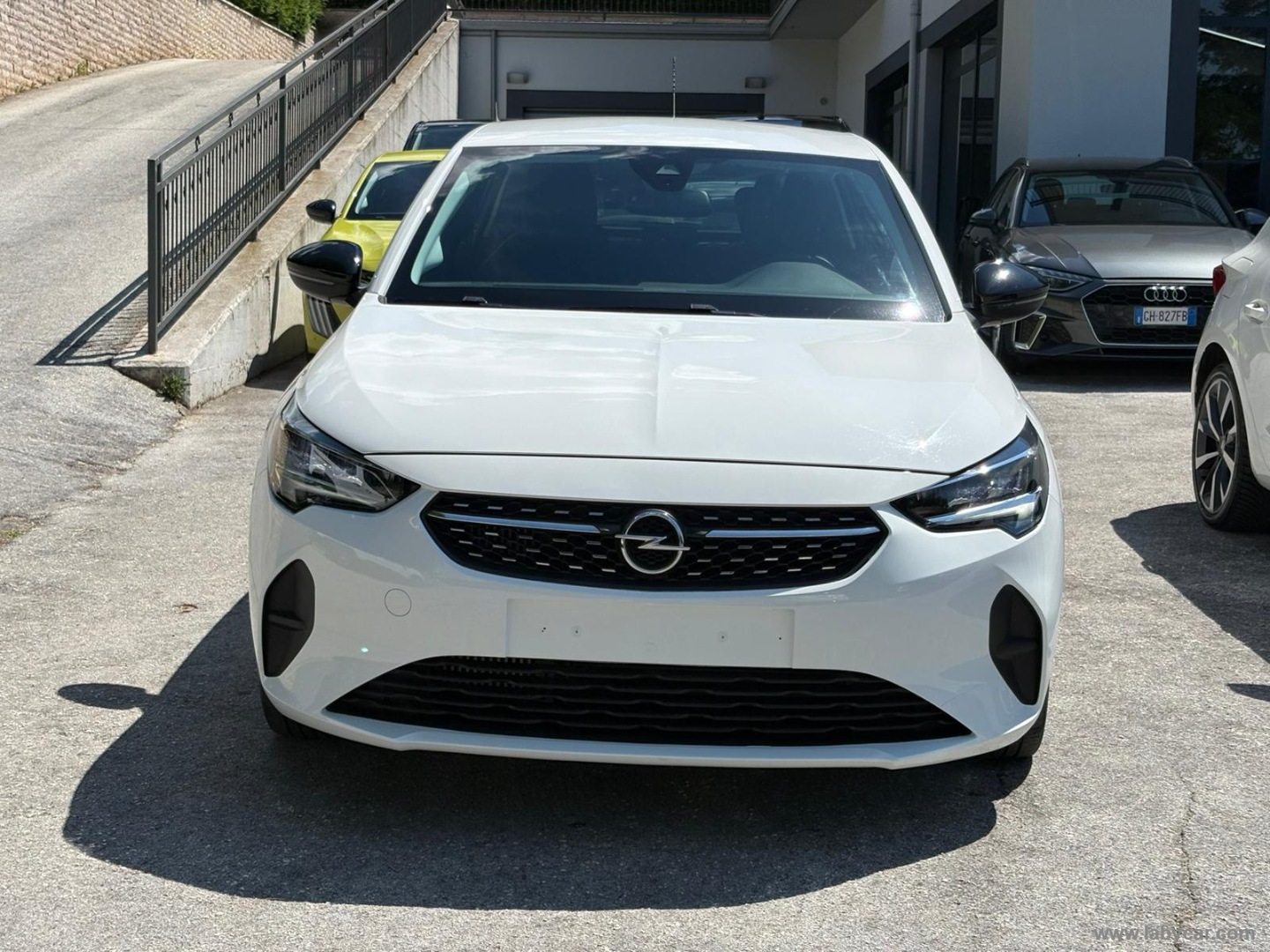 Opel Corsa 1.2 100 CV aut. Elegance - Immagine 2