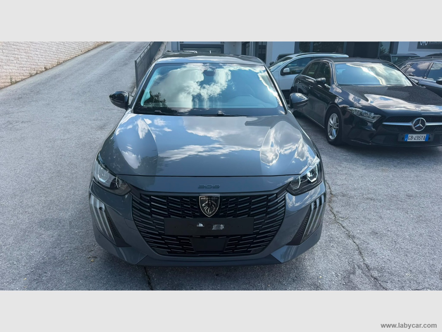 Peugeot 208 Hybrid 110 e-DCS6 Allure - Immagine 2