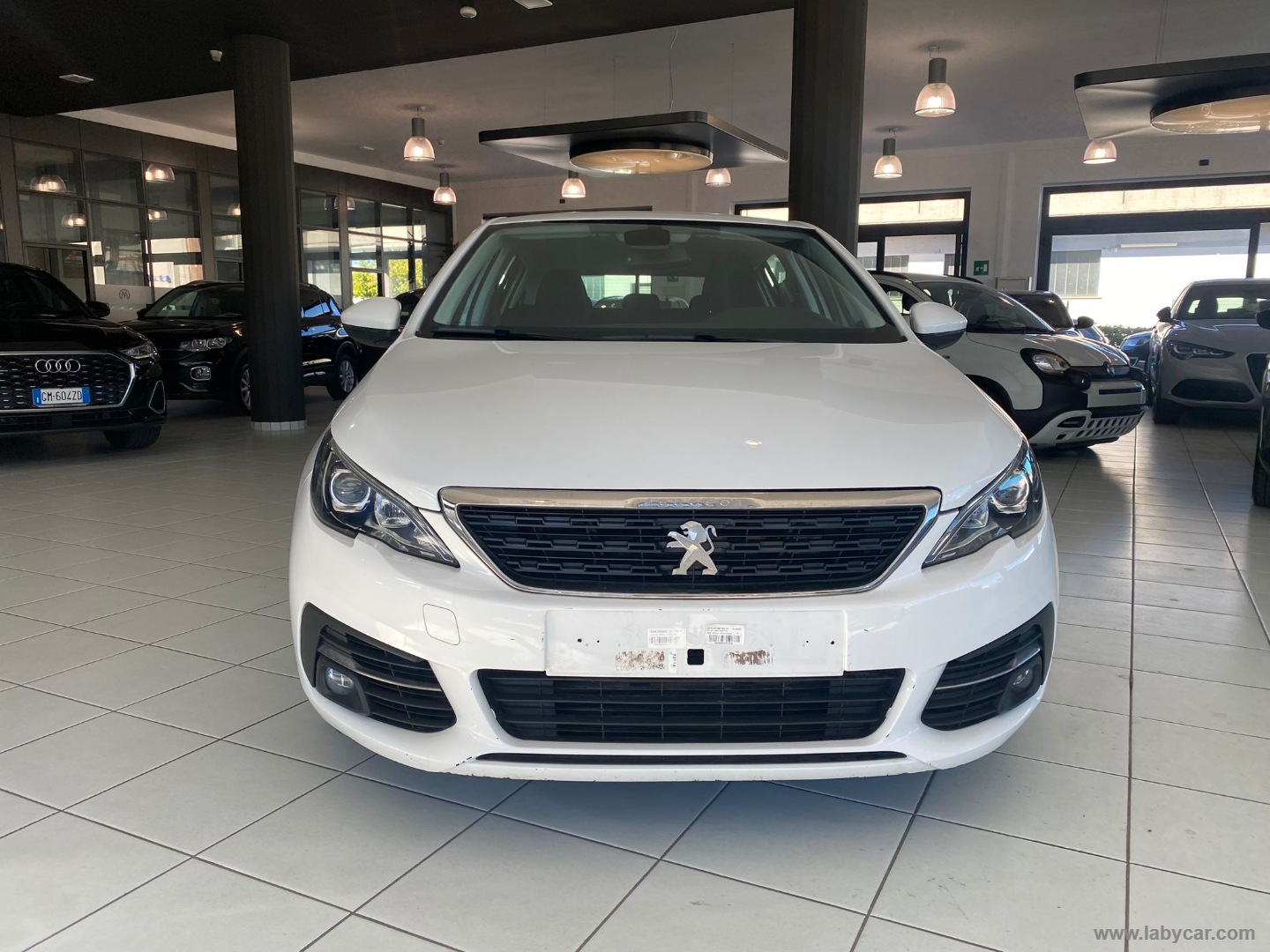 Peugeot 308 BlueHDi 100 S&S Active - Immagine 2