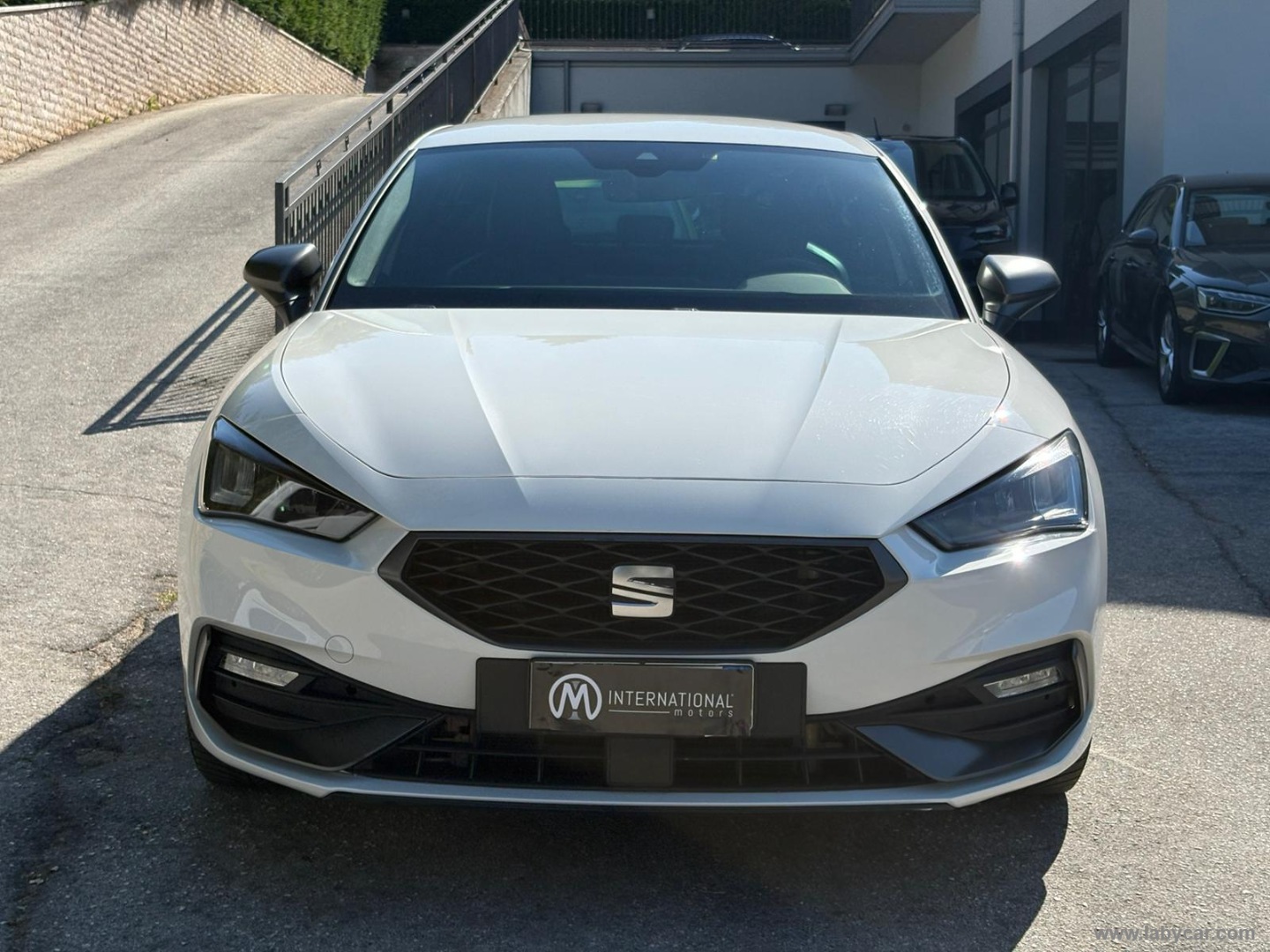 SEAT Leon 1.4 e-HYBRID 204 CV DSG FR - Immagine 2