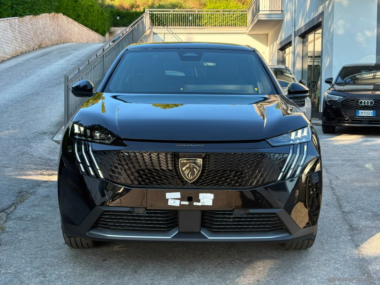 Peugeot 3008 Hybrid 145 e-DCS6 GT - Immagine 2