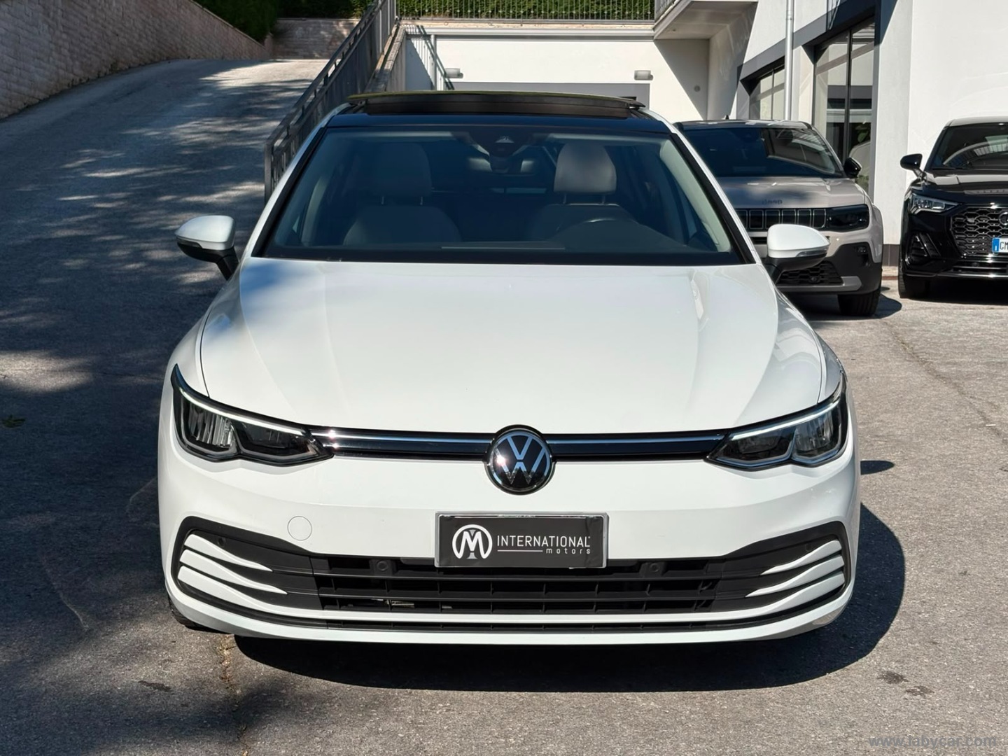 Volkswagen Golf 1.5 eTSI 130 CV EVO DSG Life - Immagine 2