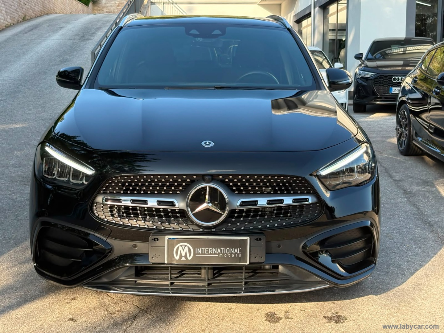 Mercedes-Benz Classe GLA GLA 200 d Automatic 4Matic AMG L.Adv.Pl. - Immagine 2