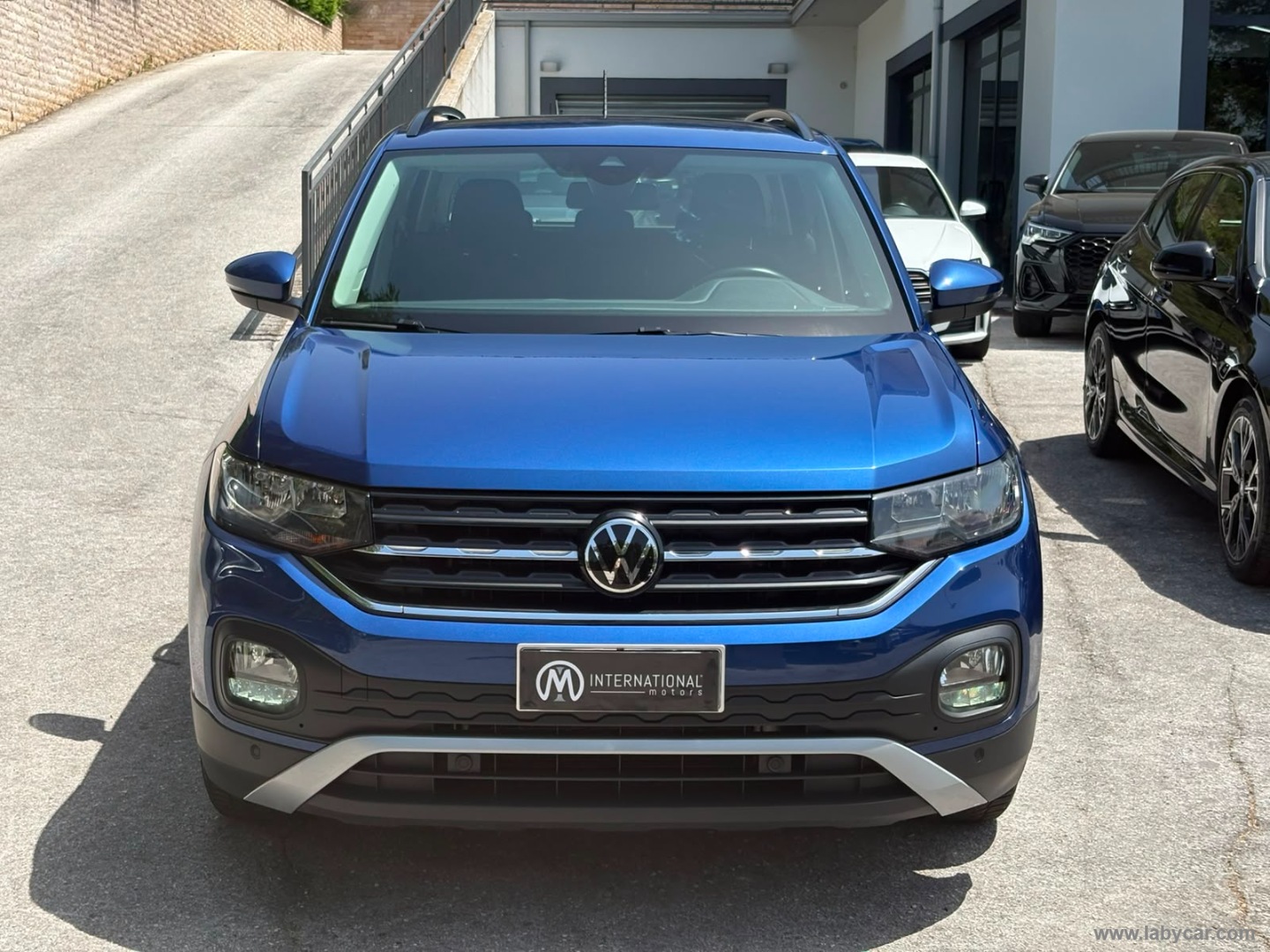 Volkswagen T-Cross 1.0 TSI 110 CV Style - Immagine 2