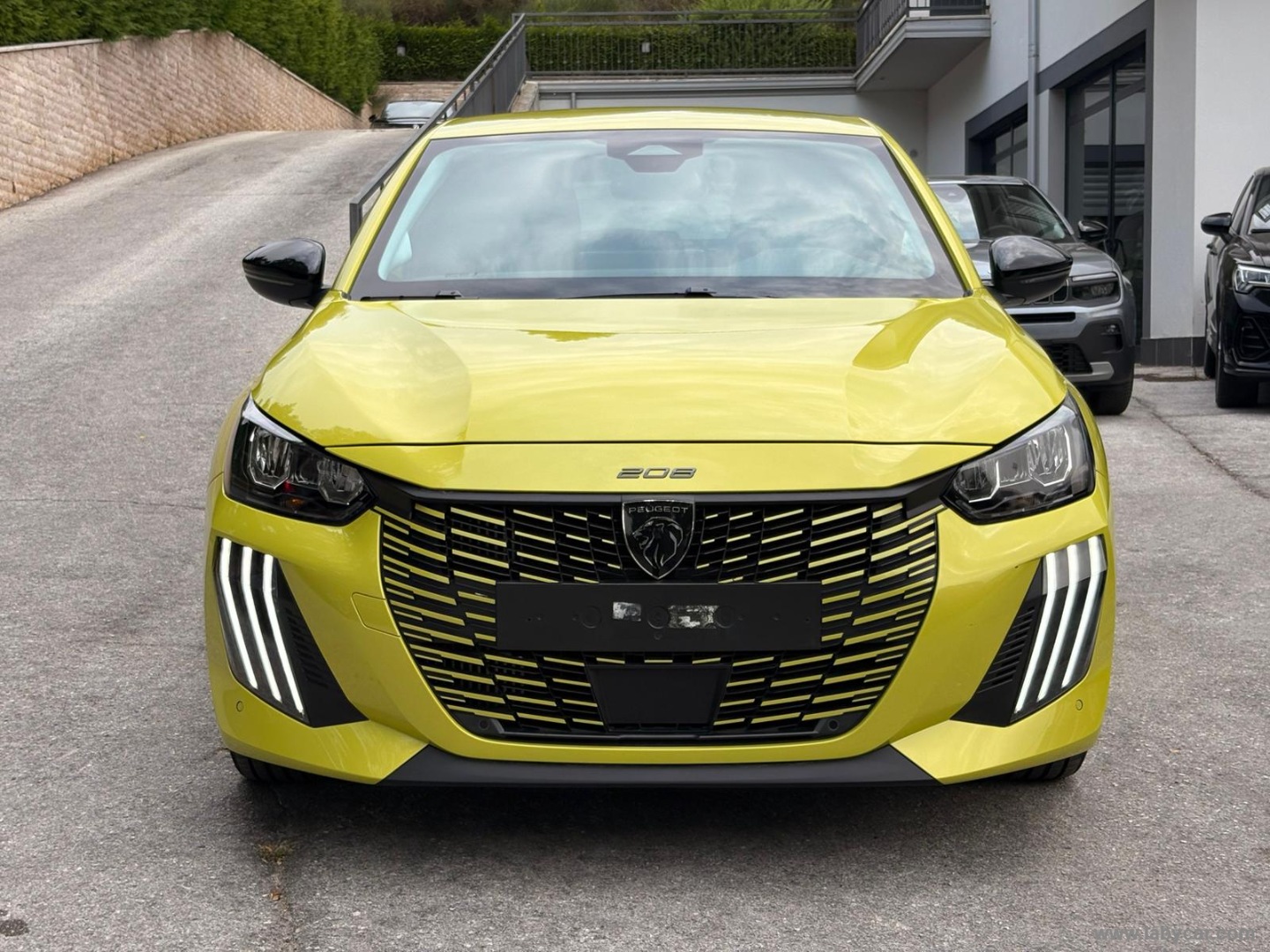 Peugeot 208 Hybrid 110 e-DCS6 Allure - Immagine 2