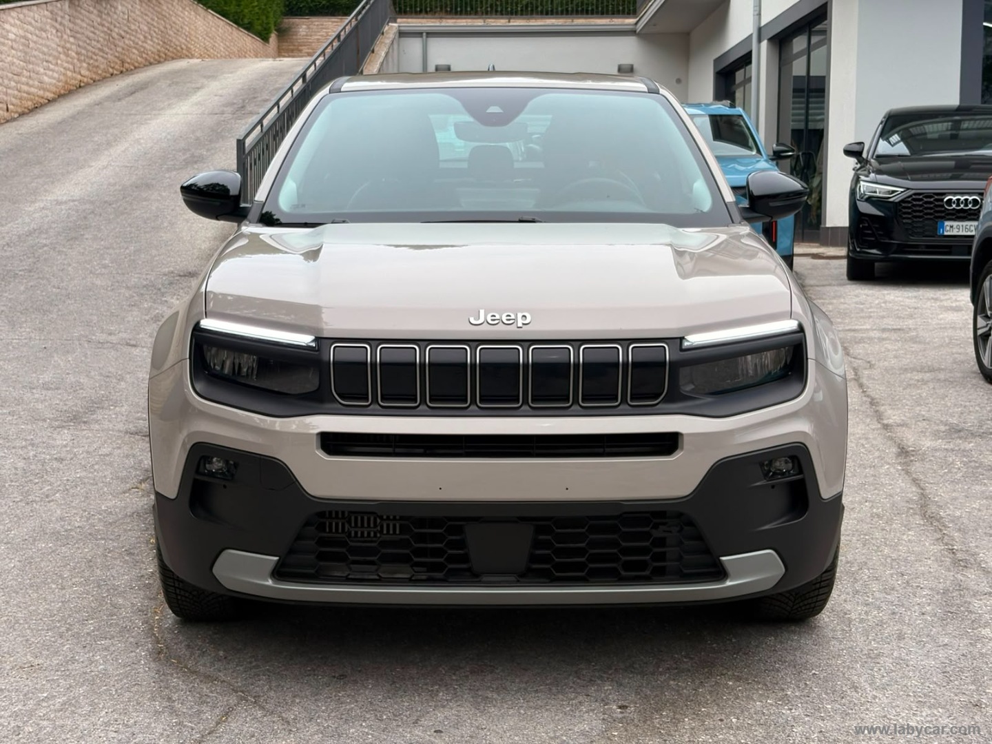 Jeep Avenger 1.2 Turbo Altitude - Immagine 2