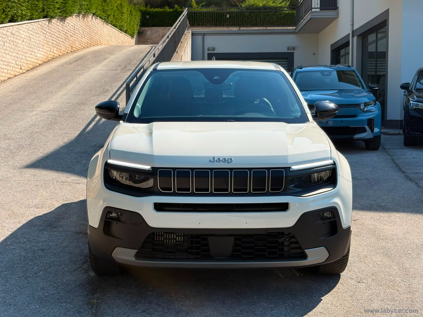 Jeep Avenger 1.2 Turbo Altitude - Immagine 2