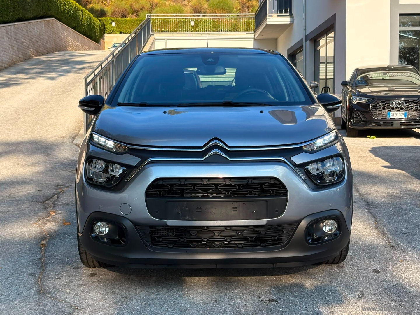Citroën C3 PureTech 110 S&S Shine - Immagine 2