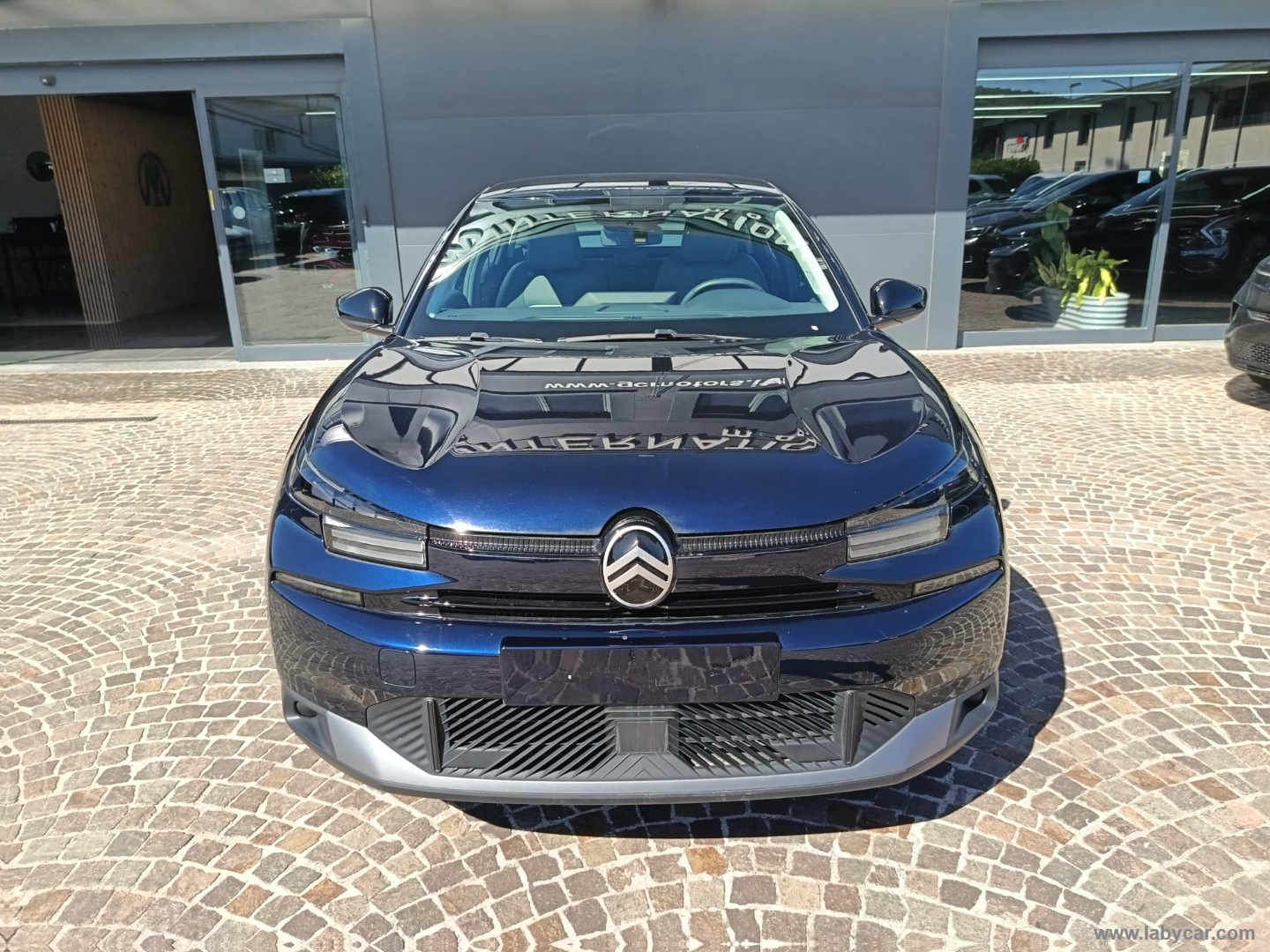 Citroën C4 Hybrid 145 e-DCS6 Plus - Immagine 2
