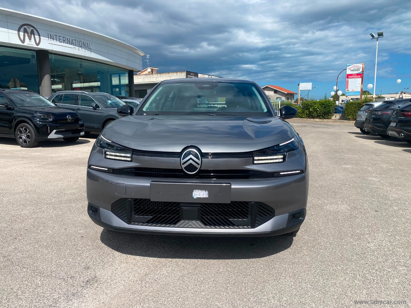 Citroën C4 Hybrid 145 e-DCS6 Plus - Immagine 2