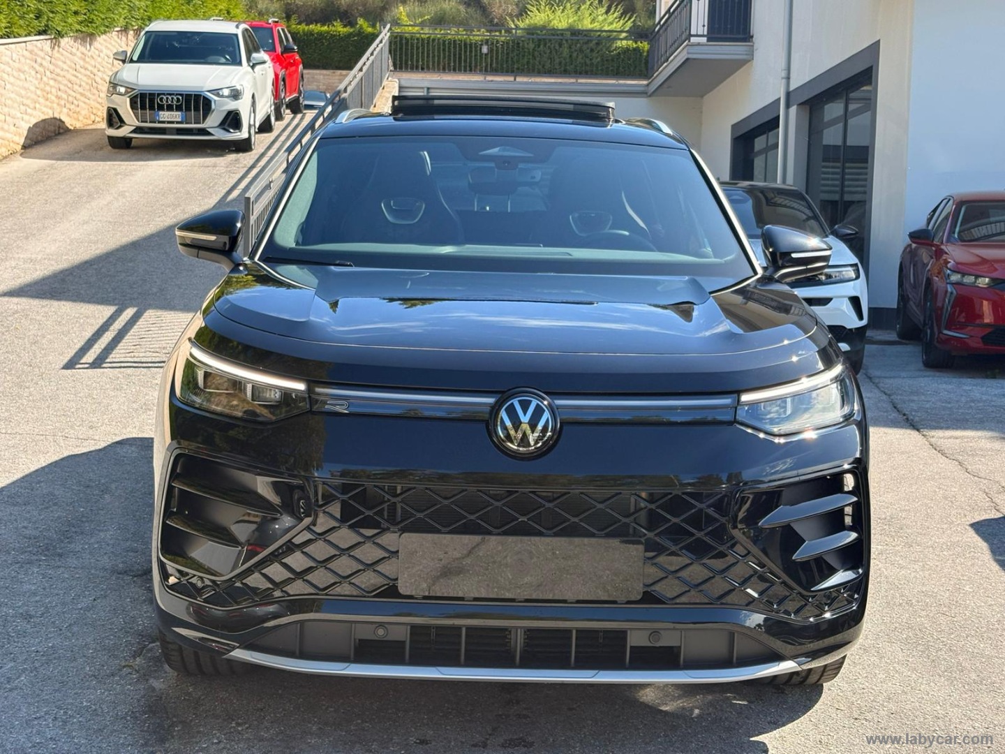 Volkswagen TAYRON 2.0 TDI SCR 193CV 4Motion DSG R-Line Pl. - Immagine 2