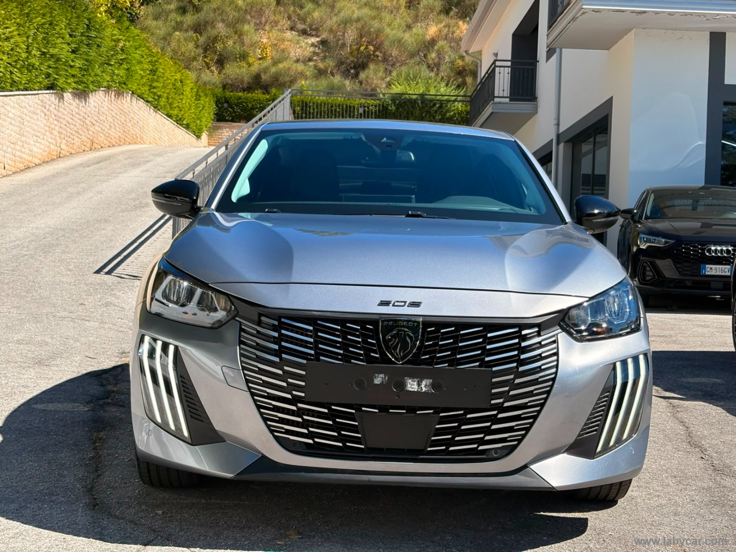 Peugeot 208 Hybrid 110 e-DCS6 Allure - Immagine 2