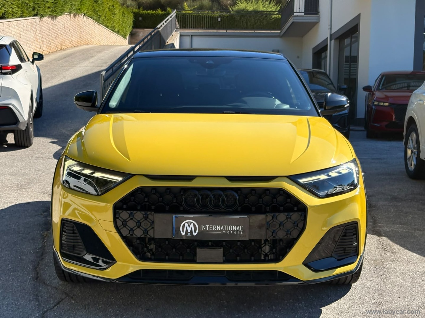 Audi A1 allstreet 30 TFSI S tr. Id. Contrast - Immagine 2